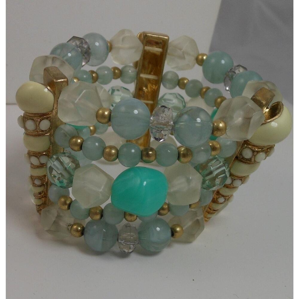Vintage Beaded Jewelry Set Cream Double Strand Necklace & Aqua Stretch Cuff - Picture 5 of 9